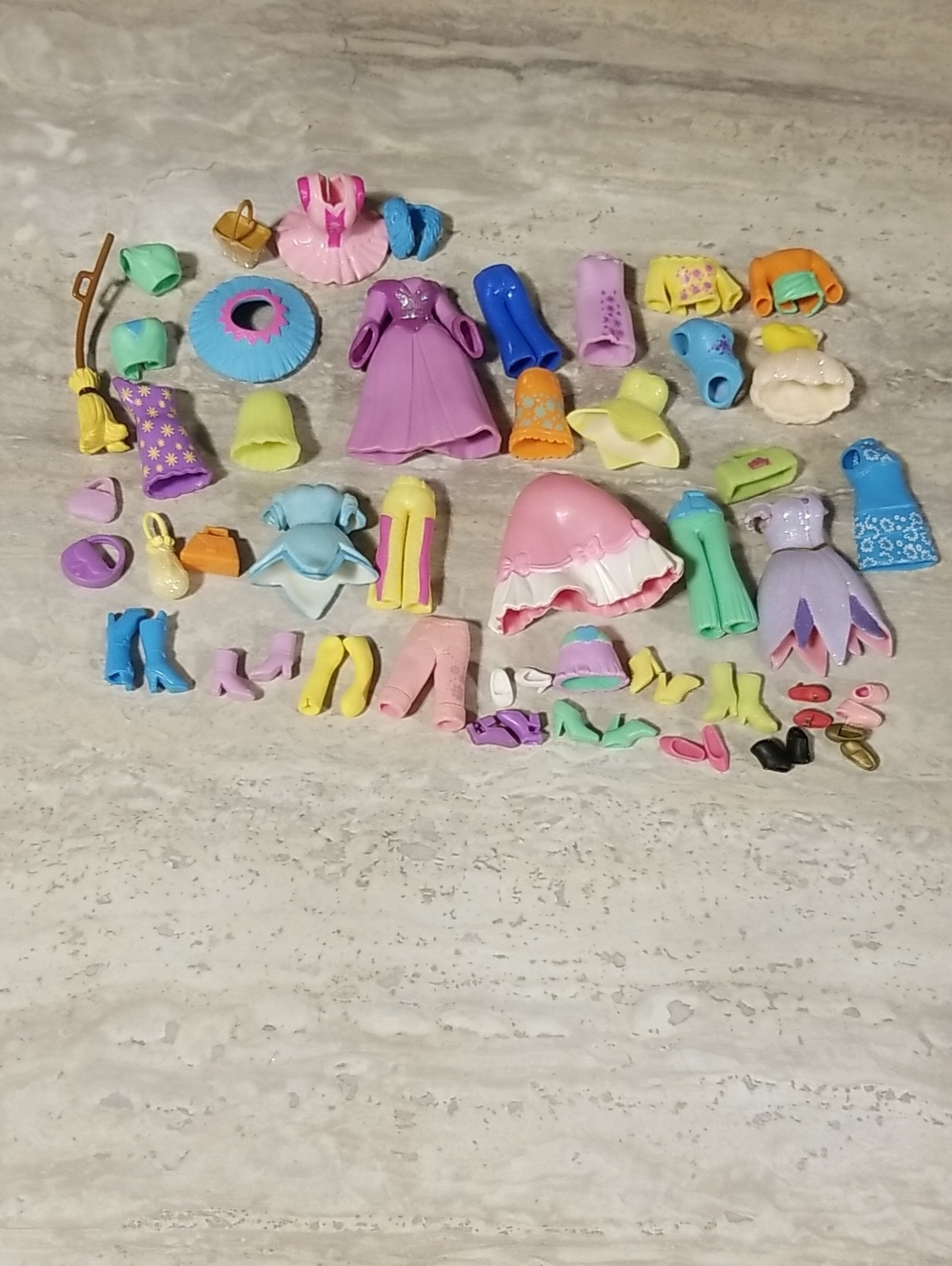 Polly pocket Clothes and Accessories Lot